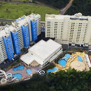 https://golden-dolphin-grand-hotel-pix.caldasnovashotels.com