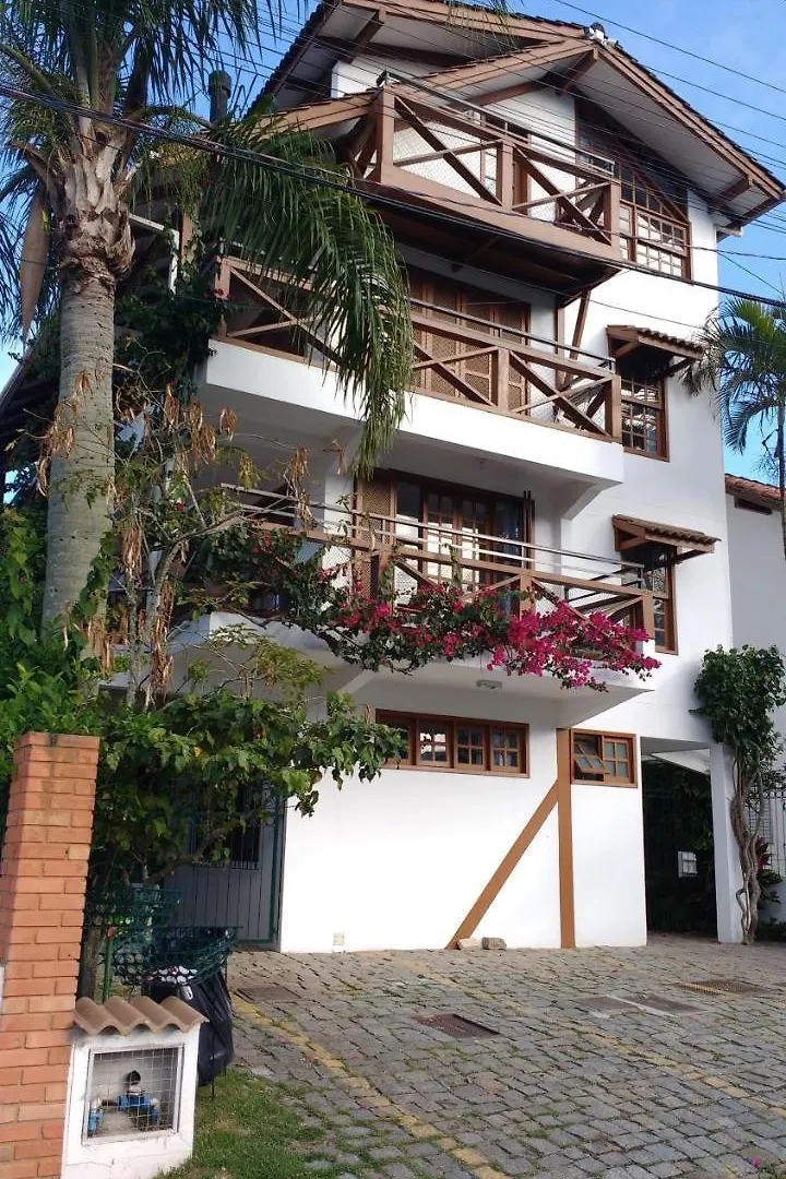 Apartamentos Morada Aquitania Bombinhas 0*,  Brazil